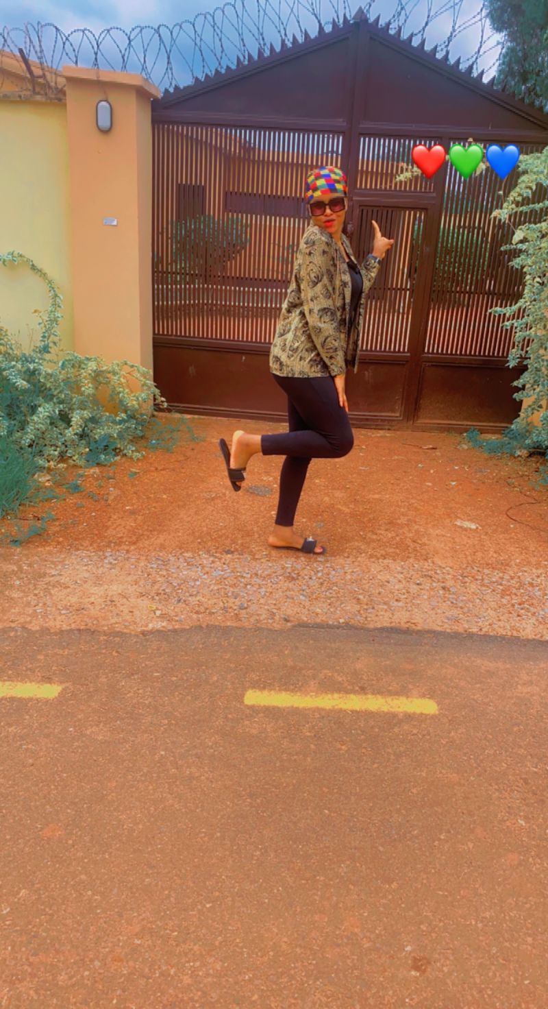 Sandralovely_1